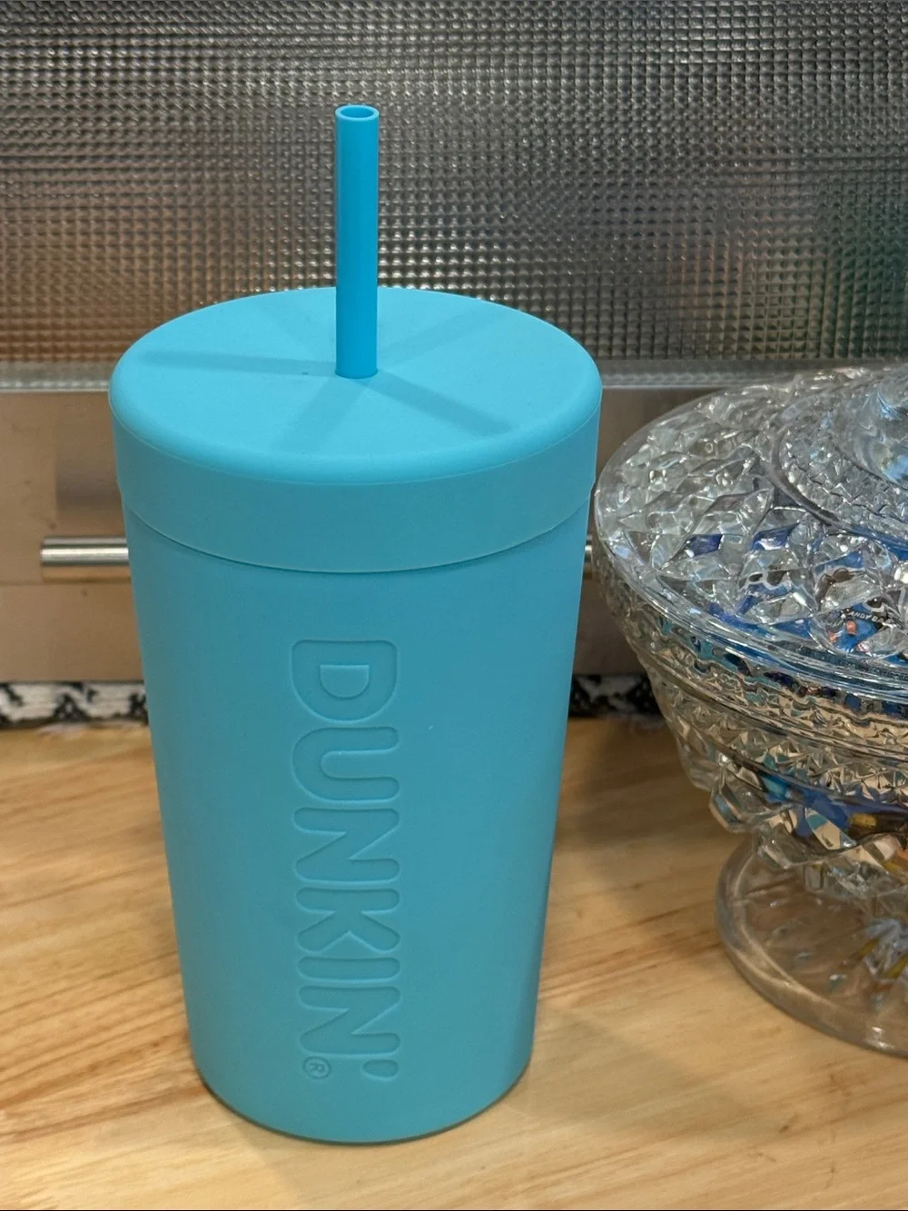 DUNKIN' Silicone Tumbler with Straw - Turquoise